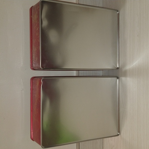 Holiday Tin Gift/Storage Containers - Picture 4 of 5